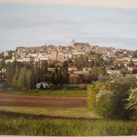 Petit Gite Des Augustins 몽플렁캉 외부 사진