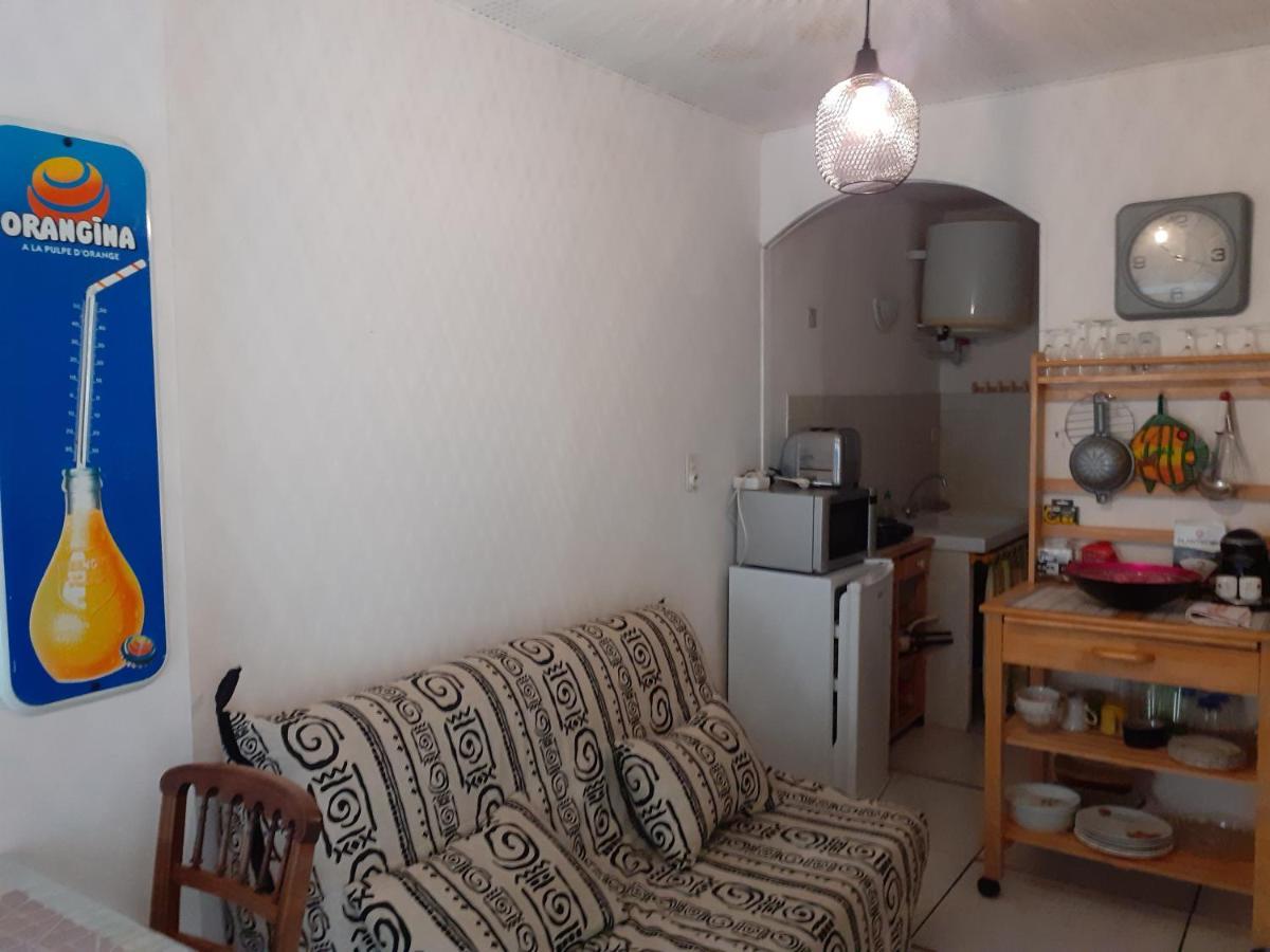Petit Gite Des Augustins 몽플렁캉 외부 사진